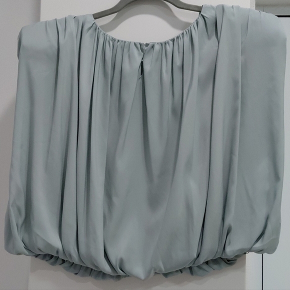 Express Crew Neck Cap Sleeve Pleated Top Sz M - Picture 5 of 10